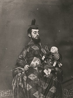 MAURICE GUIBERT, Henri de Toulouse-Lautrec em traje japonês, 1894